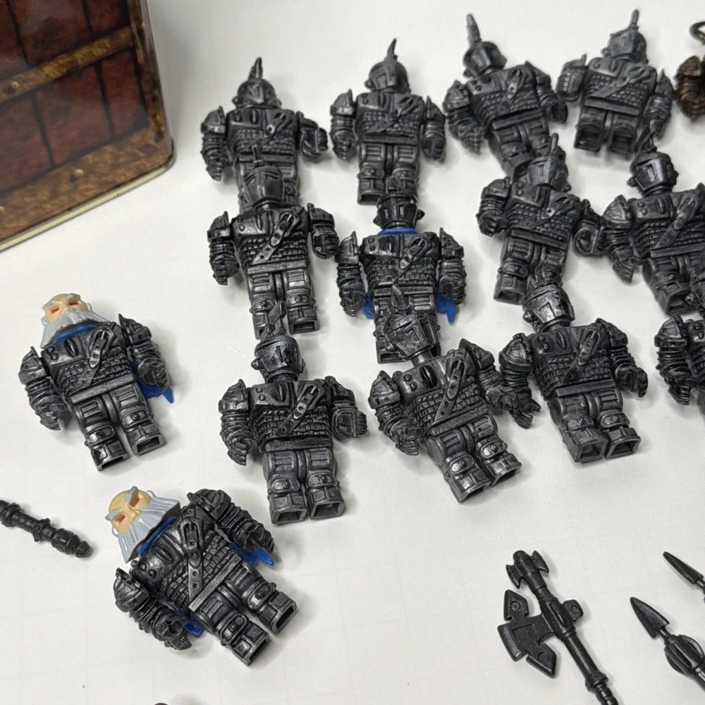 Mega Bloks Dragons Krystal Wars Knights 26 Minifigures /Weapons Accessories Lot